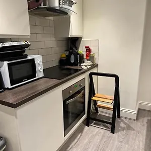 Homestay With Bathroom Next To Cathedral Centre